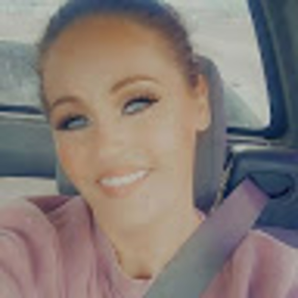 Meet your Posher, Esther